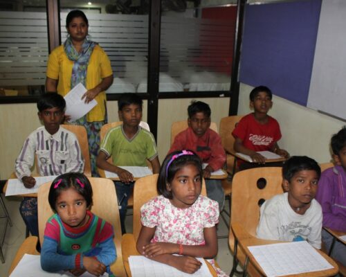 TEACH SLUM CHILDREN AT CIMAGE